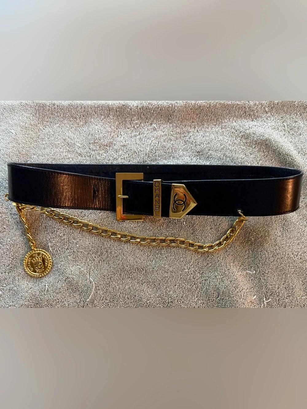 Chanel Vintage drop chain leather belt w/ 24karat plated medallion coin